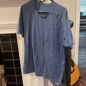 men’s lulu lemon metal vent tech t shirt